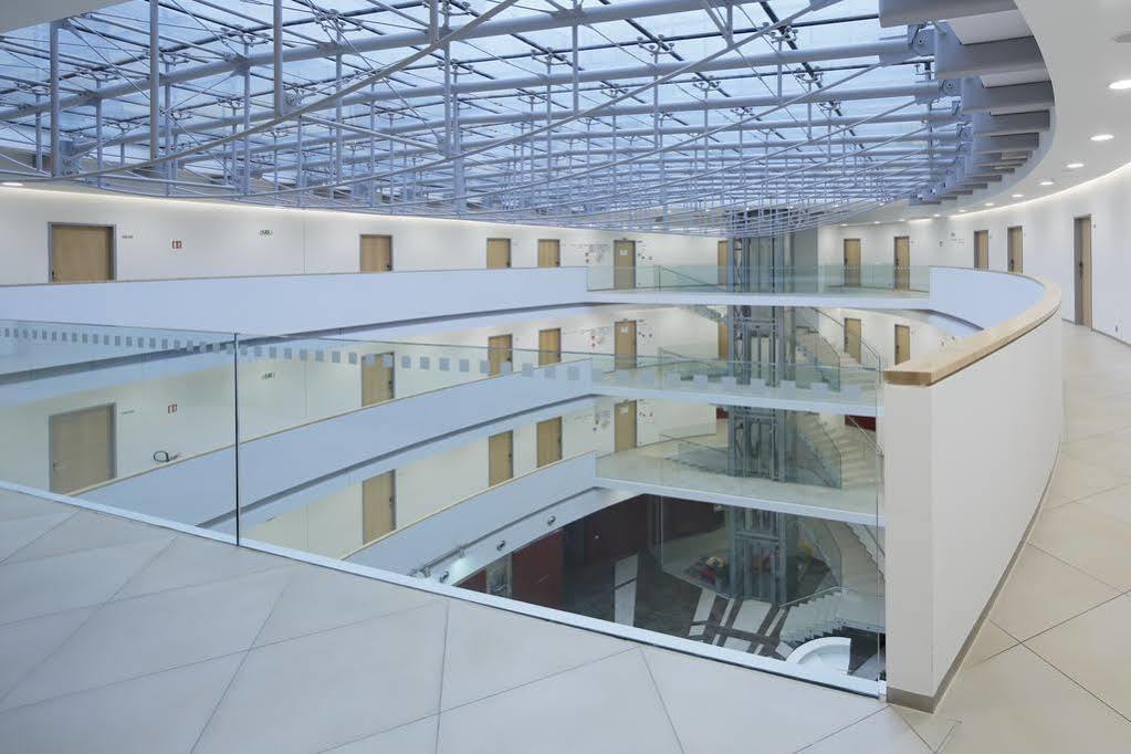 Orea Hotel Atrium Otrokovice Exterior foto