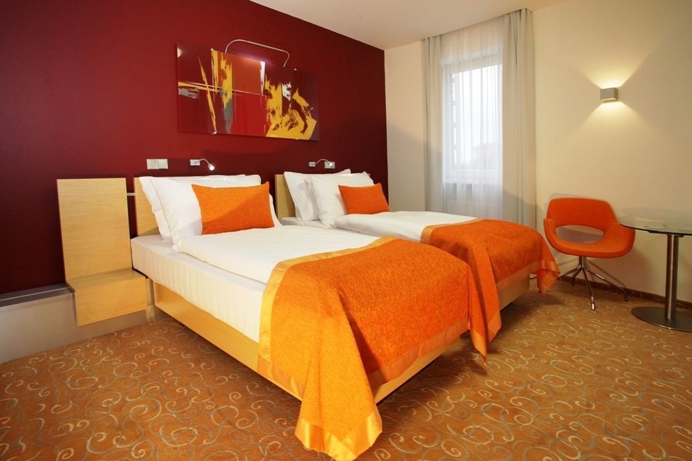 Orea Hotel Atrium Otrokovice Exterior foto